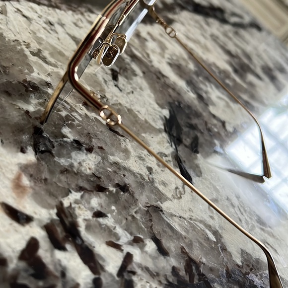 Authentic dior sunglasses - Picture 2 of 2